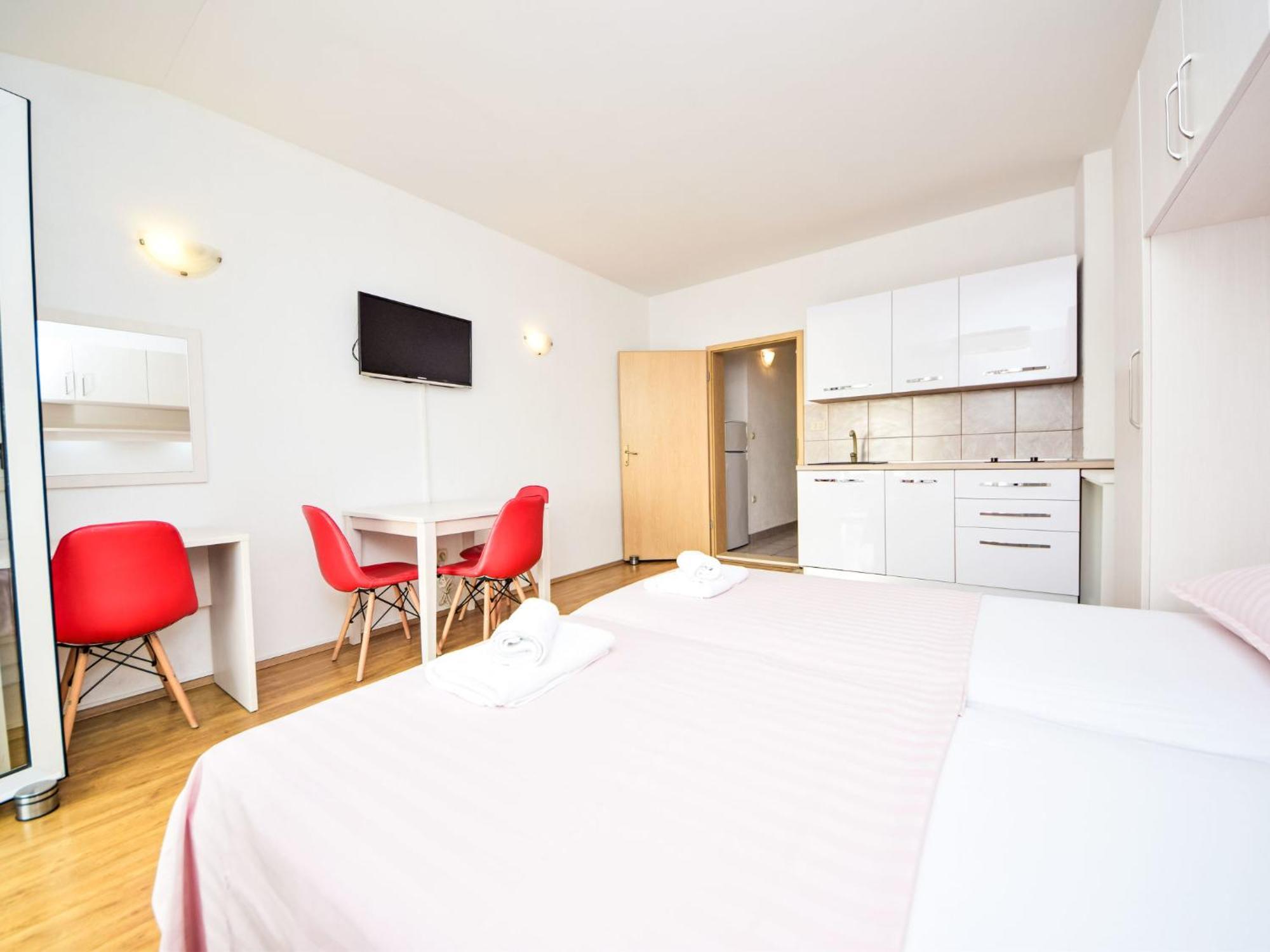 Apartment Mira-1 By Interhome Makarska Kültér fotó